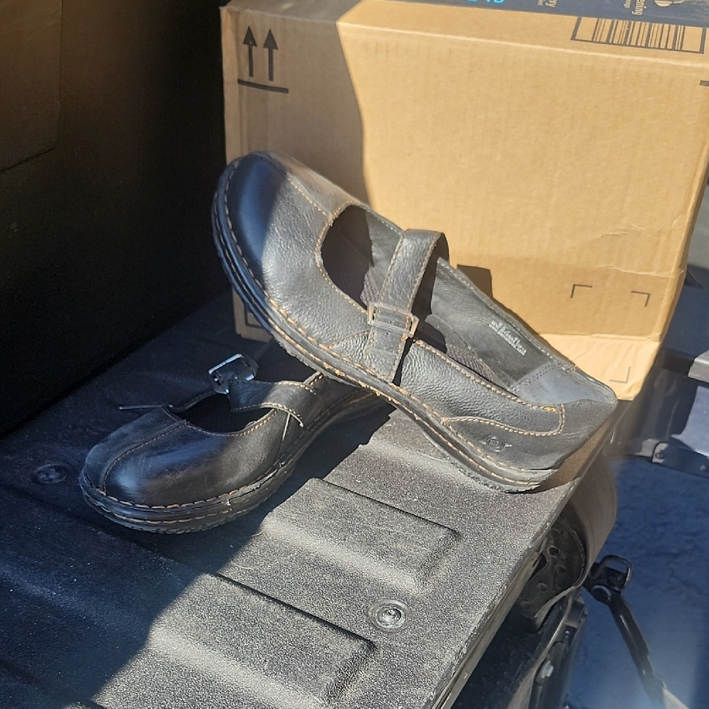 Born Black Leather Flats
